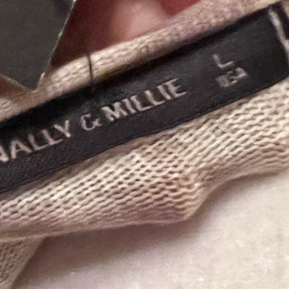 Vintage Nally & Millie Size Large Scroll Design Long Sleeved Sweater NWT - Picture 6 of 8